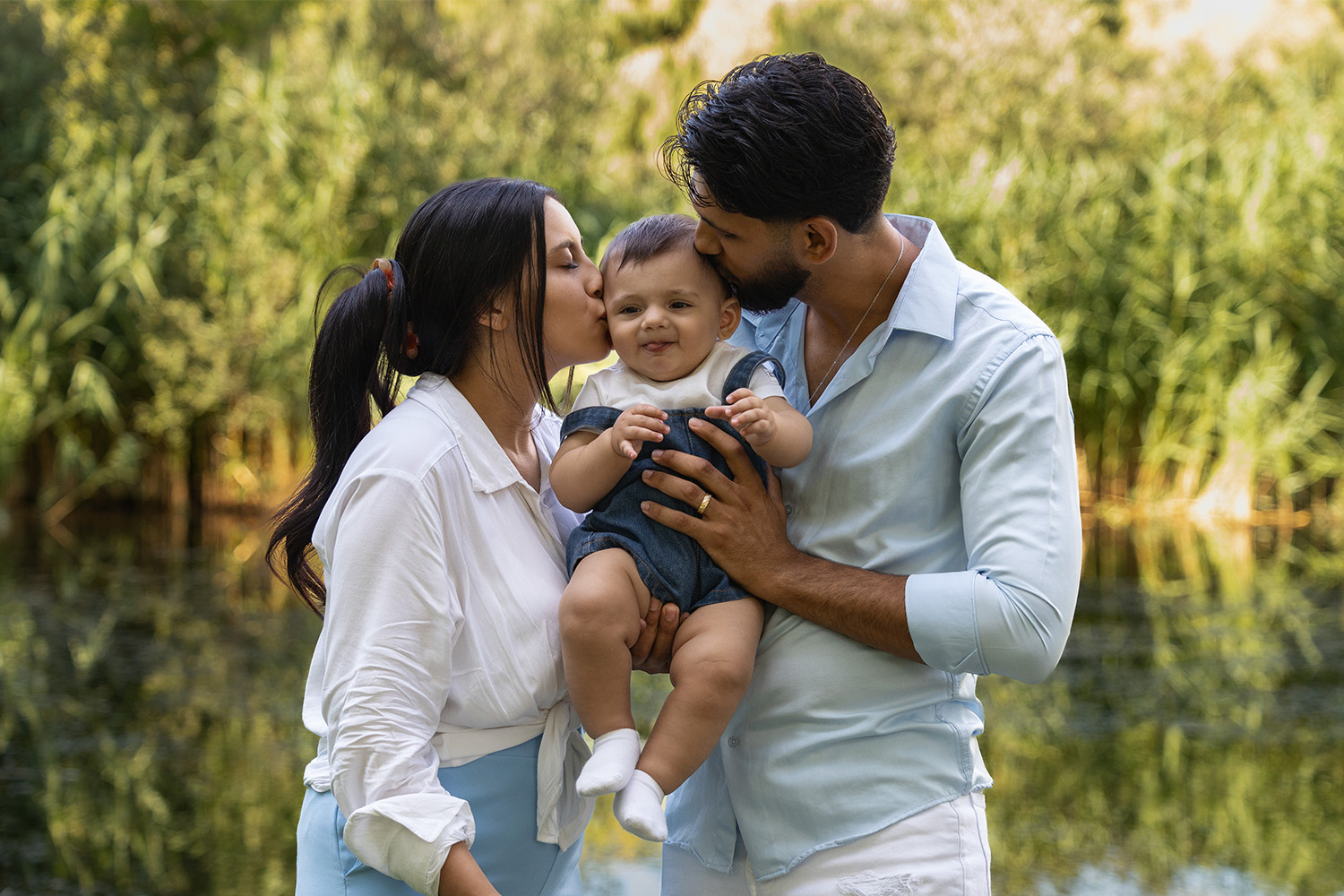 Ein Familien Fotoshooting im Park.